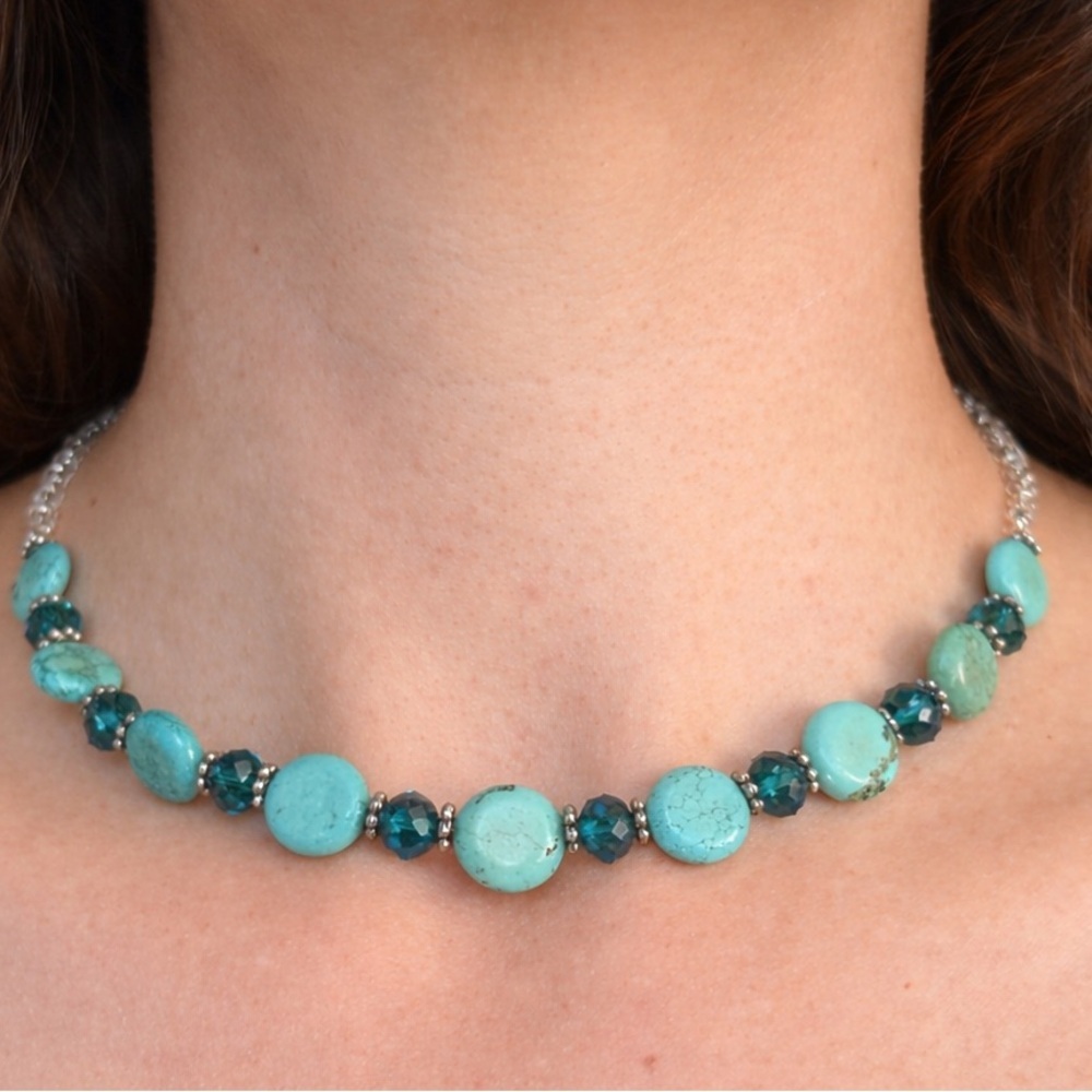 Turquoise Beaded Necklace Boho Western Statement Teal Crystal Silver Tone 16”